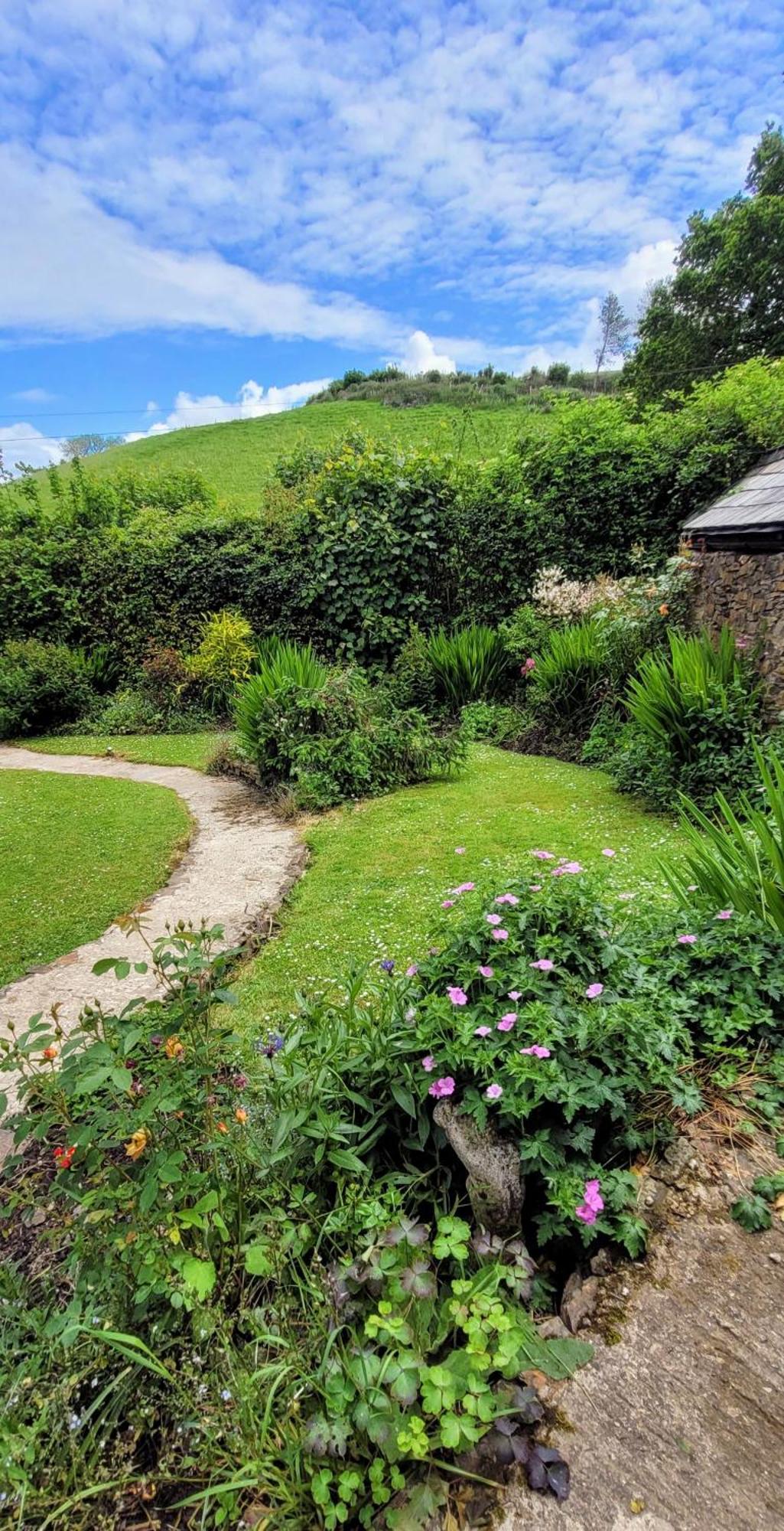 Kingsley Cottage - Beautiful Riverside Setting Beaworthy Esterno foto